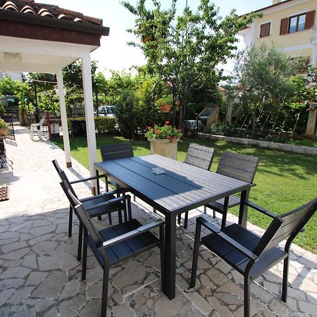 Apartment Sunny Garden بوريتش المظهر الخارجي الصورة