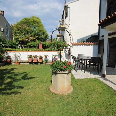 Apartment Sunny Garden بوريتش المظهر الخارجي الصورة