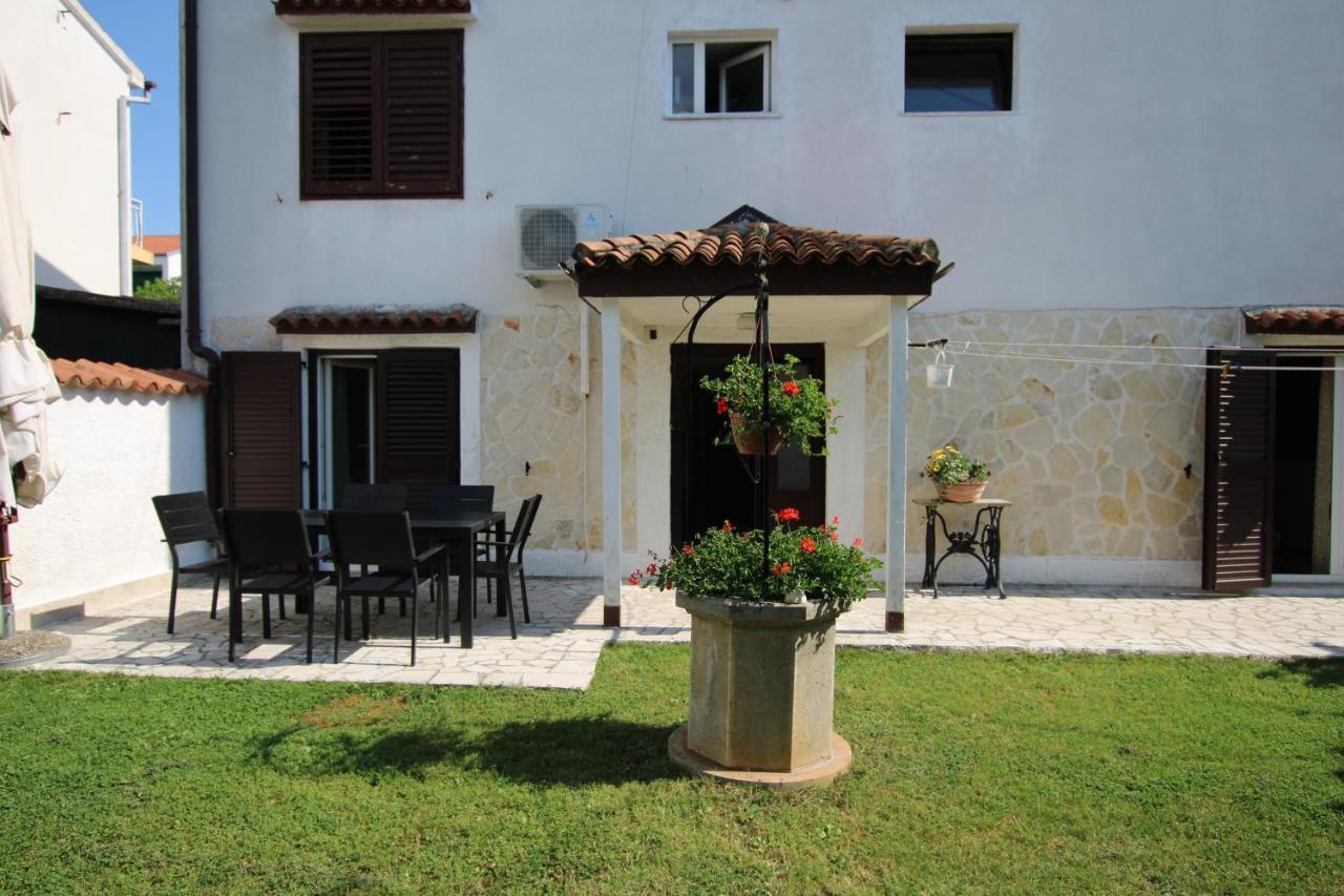 Apartment Sunny Garden بوريتش المظهر الخارجي الصورة